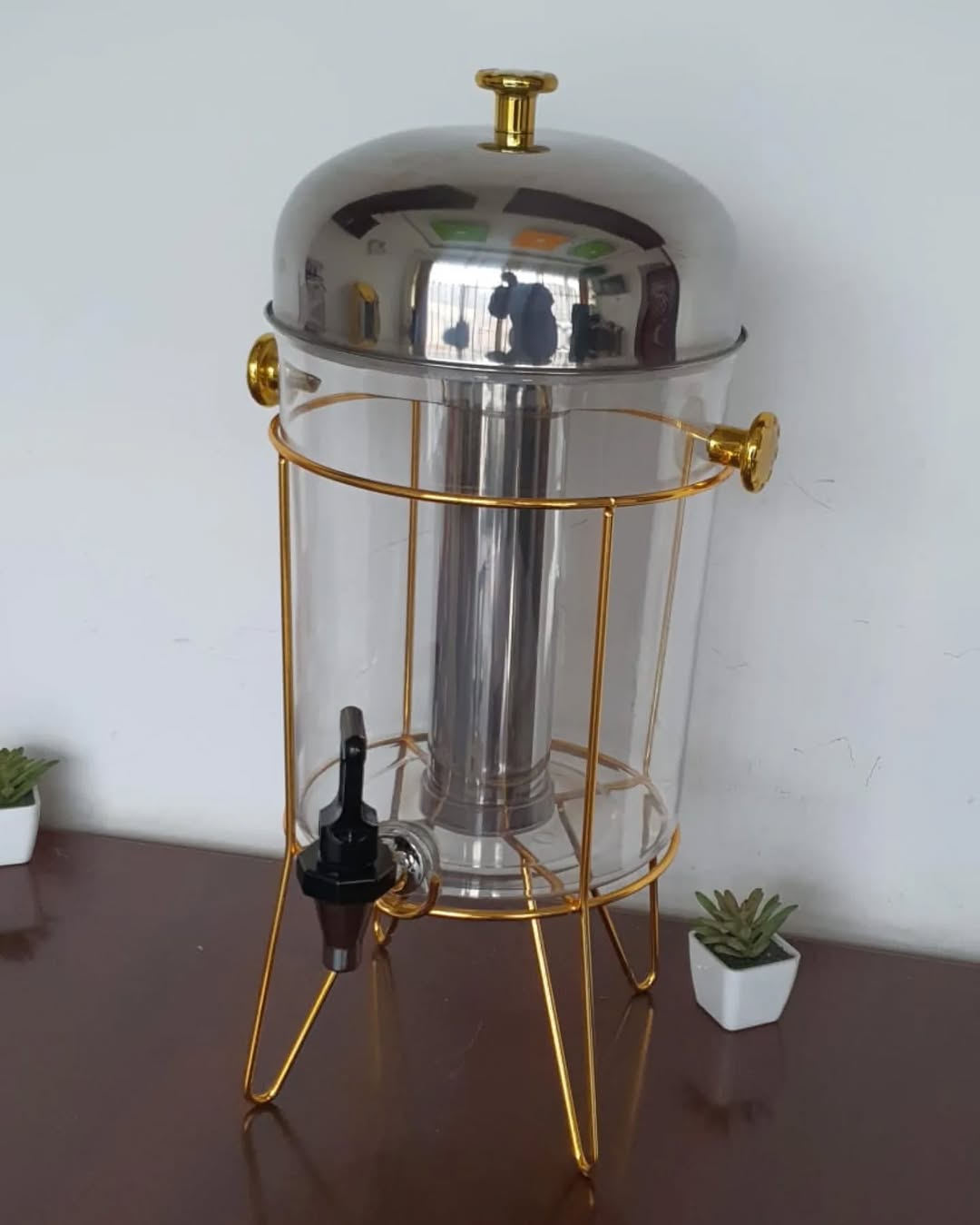 Gold Metal Frame Juice Dispenser Kenya – Elegant Beverage Dispenser for Home and Events