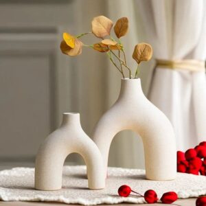 2-Piece Ceramic Decorative Vase Set Kenya – Modern Matching Vases for Home Décor