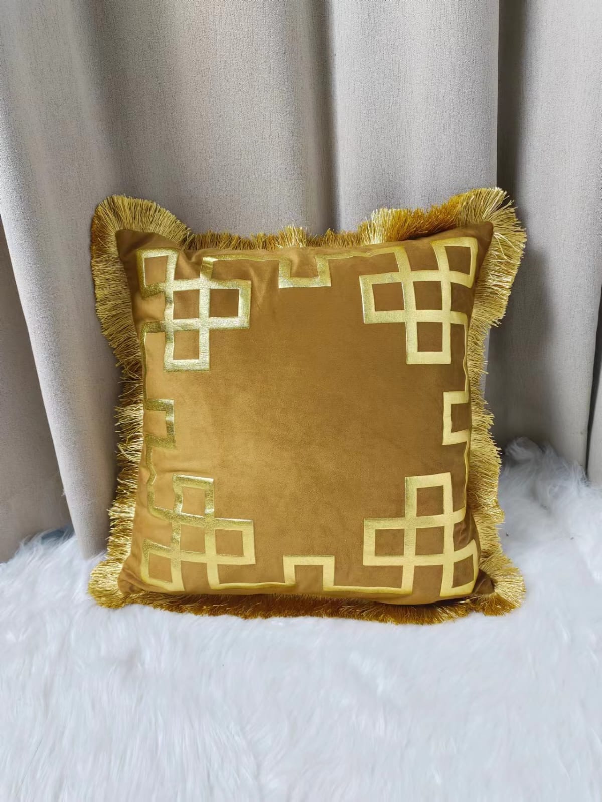 Fluffy throw pillow covers with gold details - Image 3