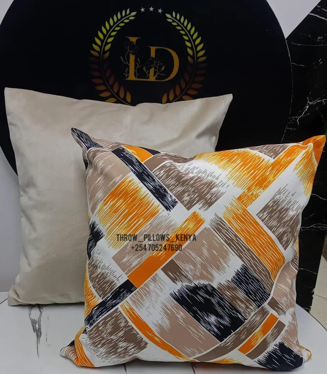 Throw pillow covers - Image 2