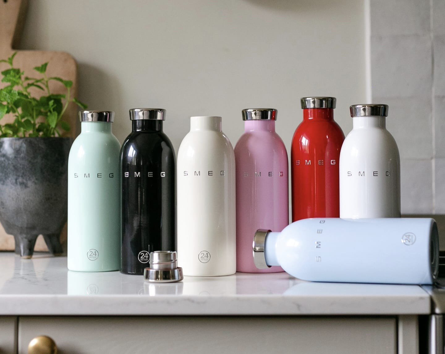 SMEG Insulated Bottle – 500ML Double Wall Hot & Cold Tumbler | Drinkware Kenya - Image 2